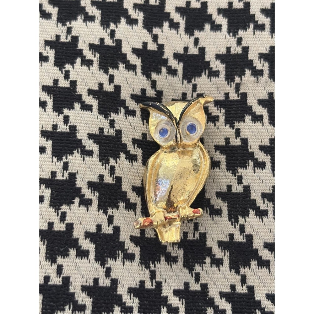 Gold-Tone Owl Brooch: Hand-Painted Enamel Eyes, Mid-Century Retro Jewelry VTG